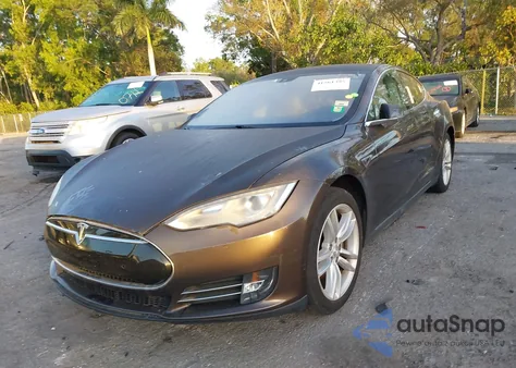 2014 Tesla Model S P85 from USA, damaged, VIN 5YJSA1H19EFP51406